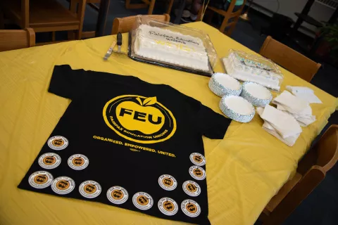 Photos FEU shirt and buttons